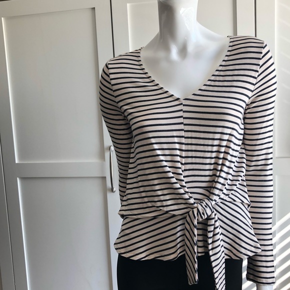 Navy cream long sleeve stripe top with front tie - Picture 1 of 5